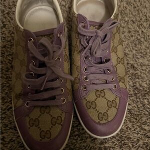 Gucci Women's Purple and Tan Sneakers